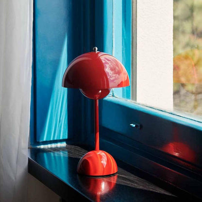 Élodie Wiederaufladbare LED-Tischleuchte mit Doppelkugeldesign