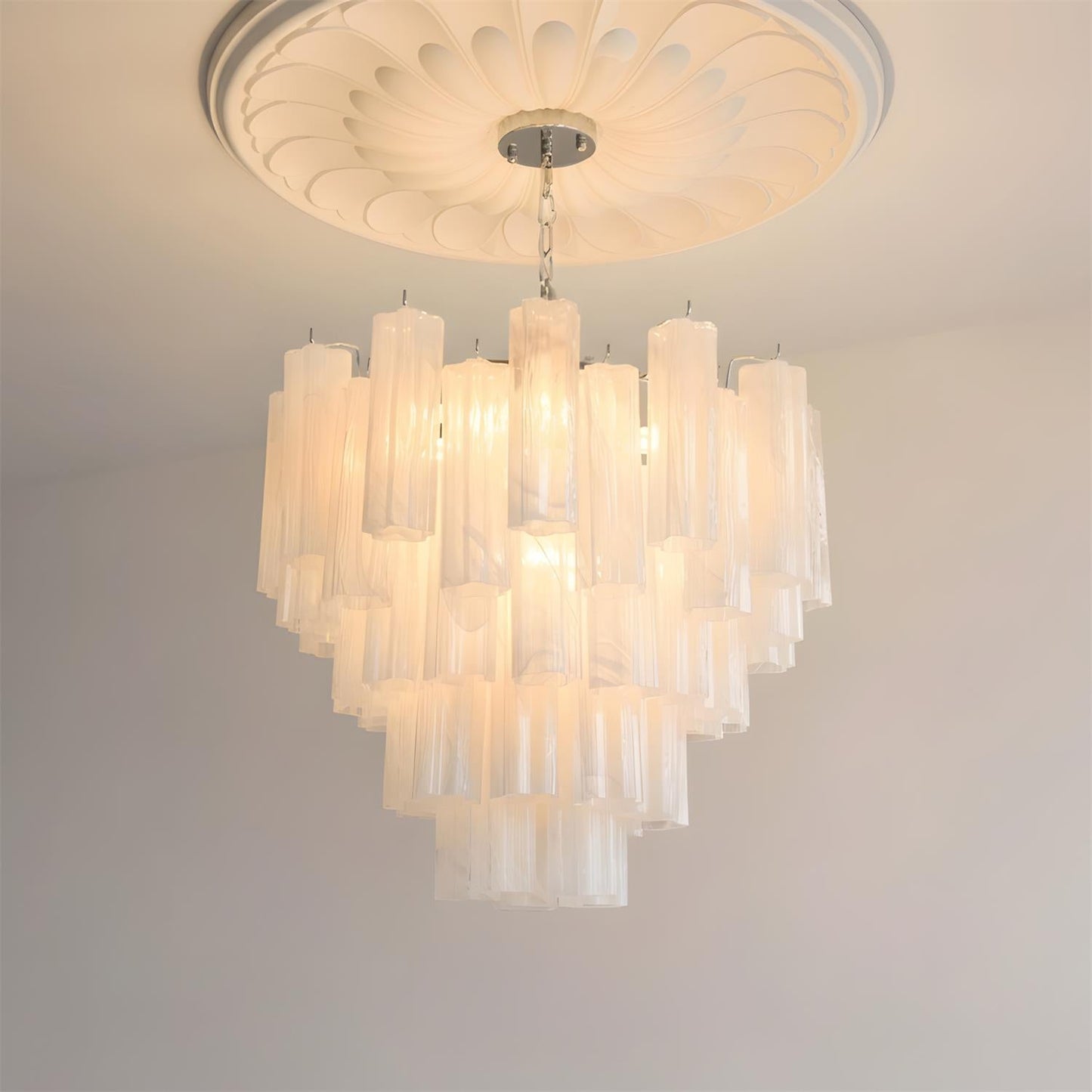Élodie FrostTier Chandelier