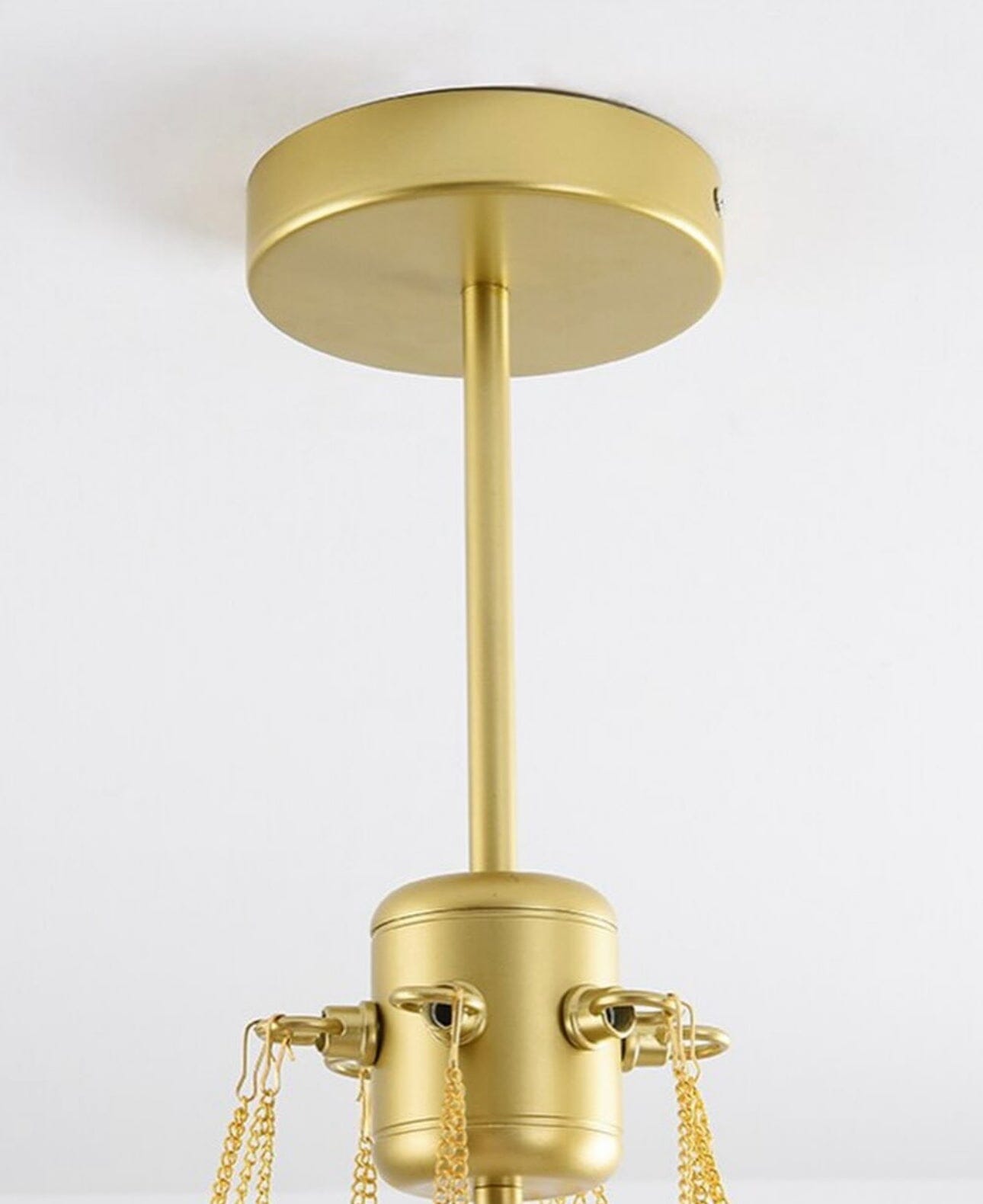 Inès Minimalist Frosted Globe Chandelier
