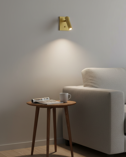 Clara Micro Square Schwenkbare Wandleuchte