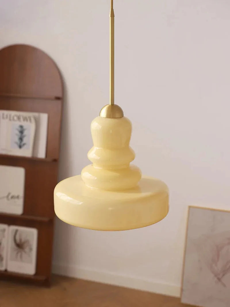 Élise Vintage Gourd Glass Pendant Light Brass Accent Fixture