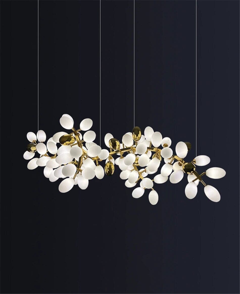Chloé Kronleuchter mit goldenem Weinreben-Design