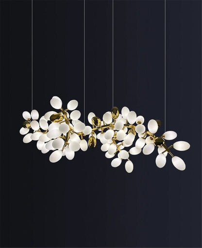 Chloé Kronleuchter mit goldenem Weinreben-Design