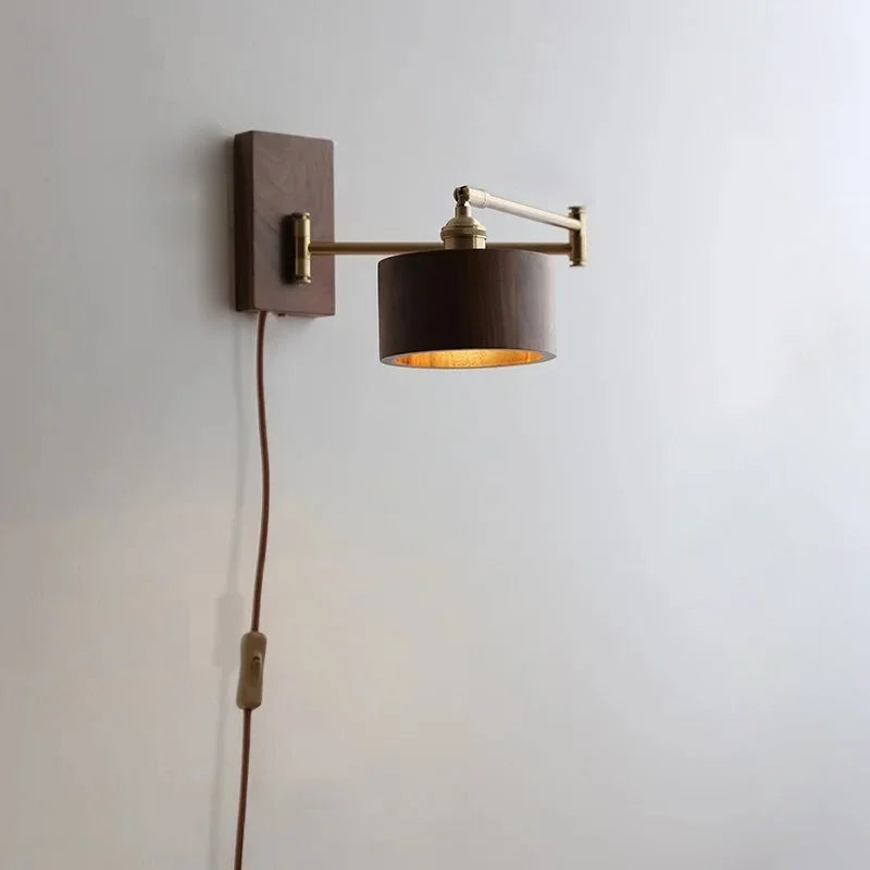 Élodie Ashwood Pivot Adjustable LED Wall Sconce
