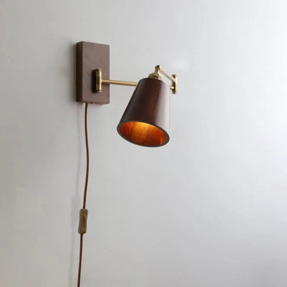 Élodie Ashwood Pivot Adjustable LED Wall Sconce