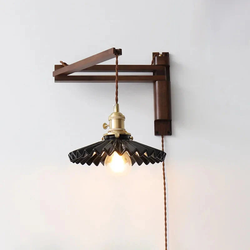 Aurélie Elmwood Verstellbare Arm LED-Wandleuchte