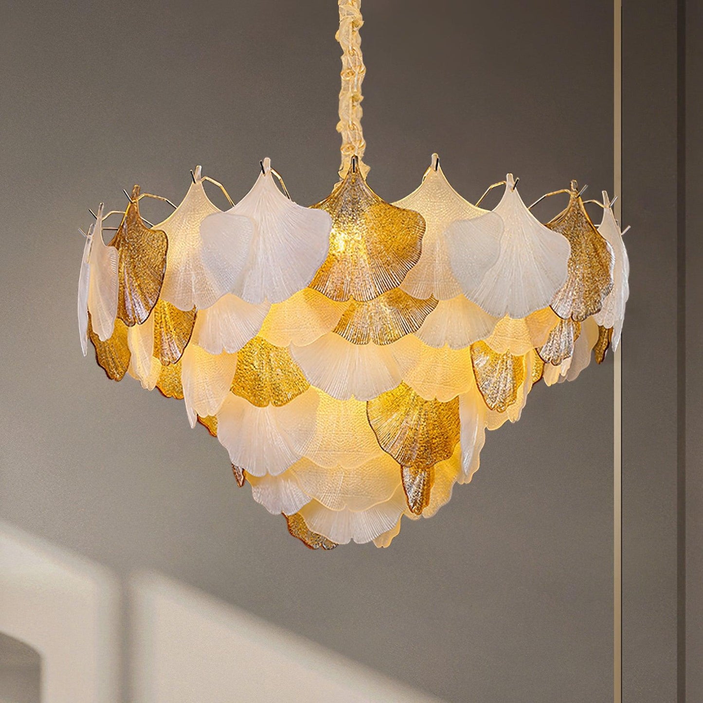 Isabelle Ginkgo Glasblatt-Kronleuchter
