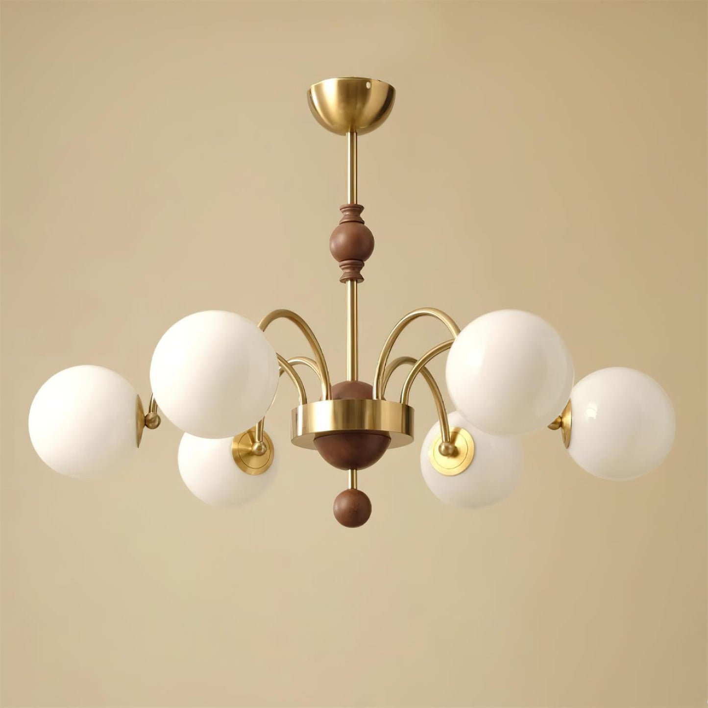 Margaux Chandelier, Opalglasschirme mit Holz- und Metallrahmen