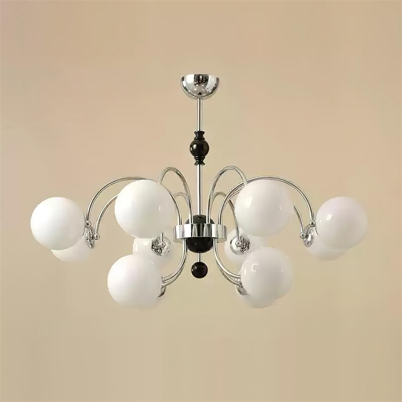 Margaux Chandelier, Opalglasschirme mit Holz- und Metallrahmen