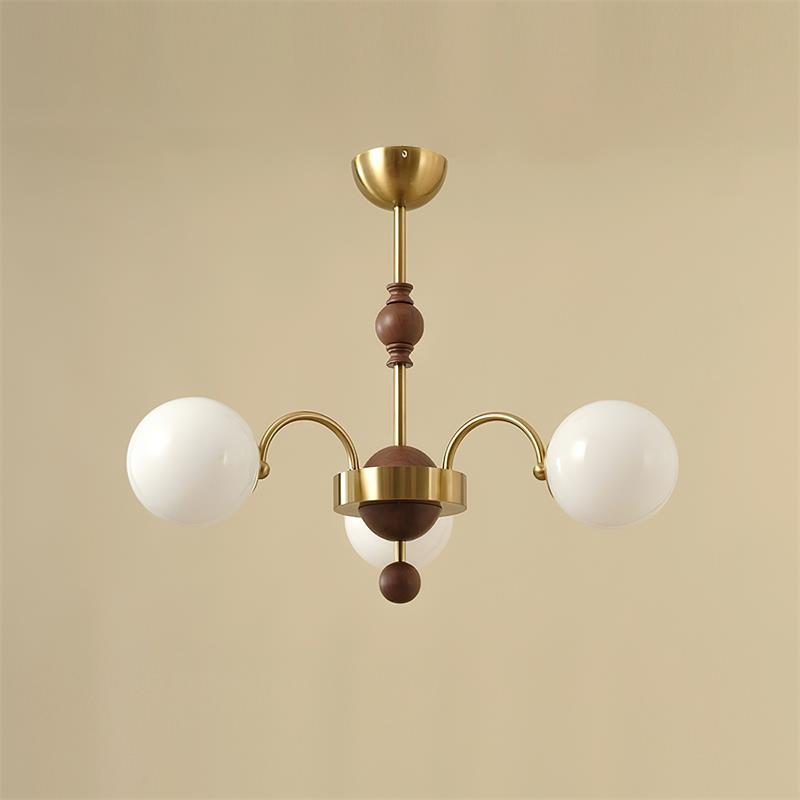 Margaux Chandelier, Opalglasschirme mit Holz- und Metallrahmen