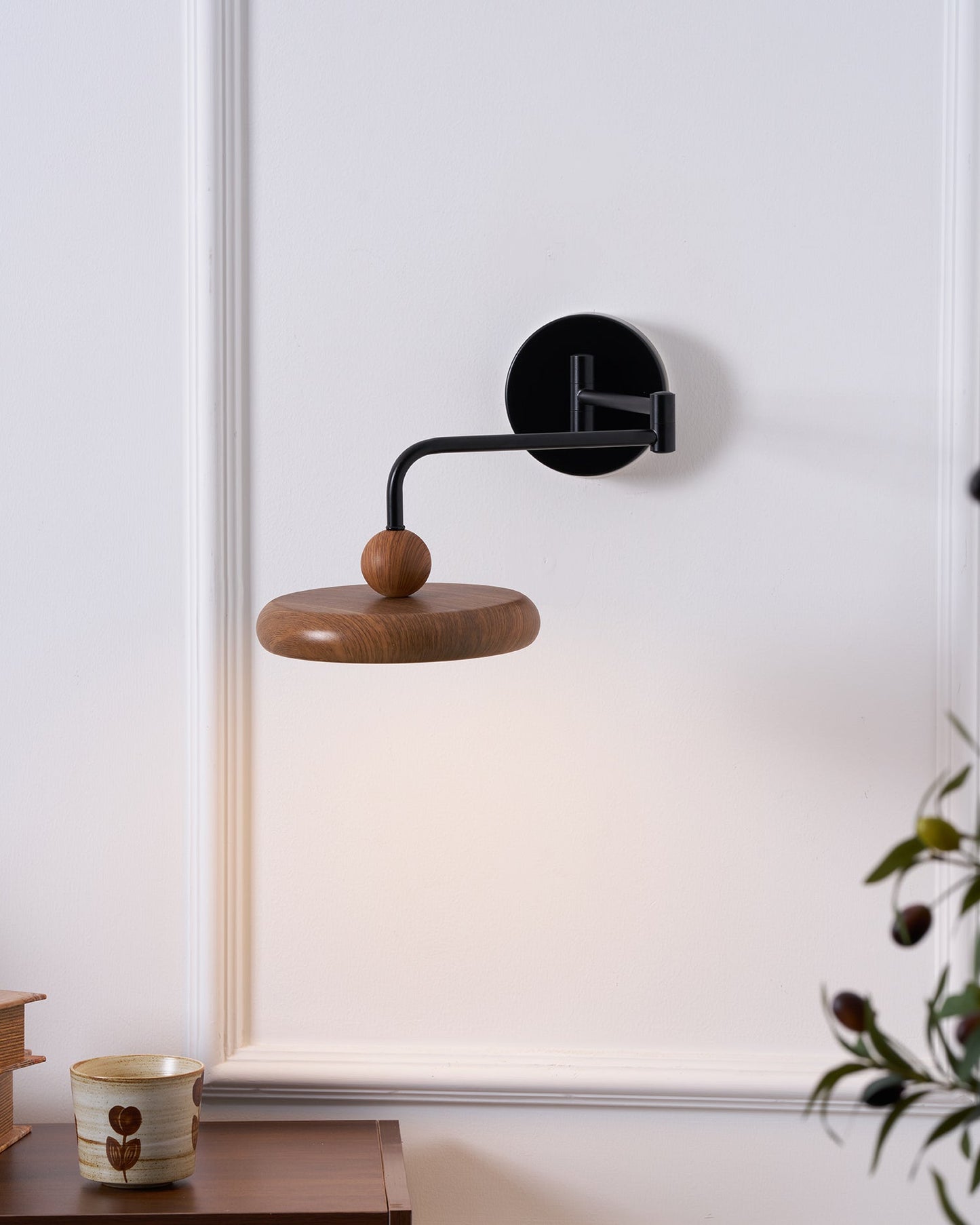 Élodie Karlin Wall Light Metal and Acrylic LED Lighting