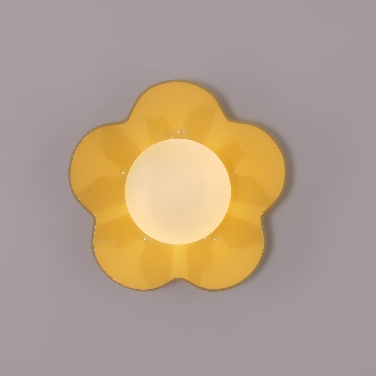 Amélie La Fleur Plug-In Wall Lamp – Whimsical Resin & Glass Decor Light