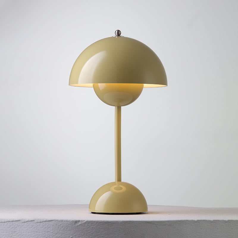 Élodie Wiederaufladbare LED-Tischleuchte mit Doppelkugeldesign