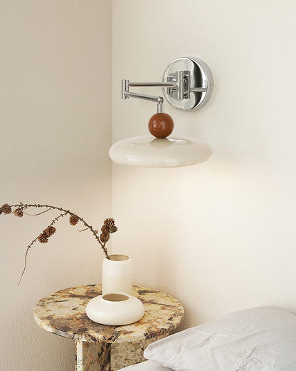 Élise Loa Plug-in Wandlampe Moderne Metall- und Acryl-LED-Beleuchtung