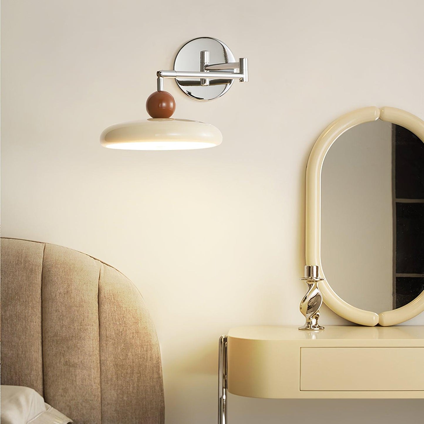 Élise Loa Plug-in Wandlampe Moderne Metall- und Acryl-LED-Beleuchtung