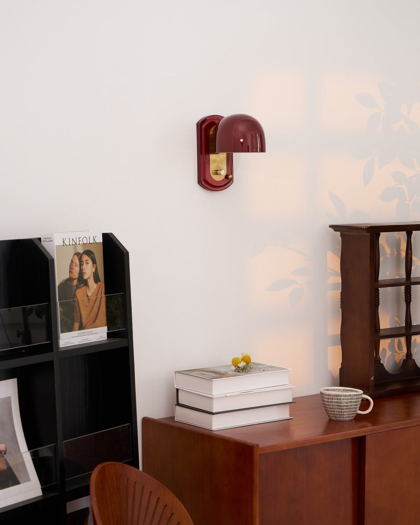 Wandleuchte Mathilde Lolita mit Kuppelschirm in Gold und Rot