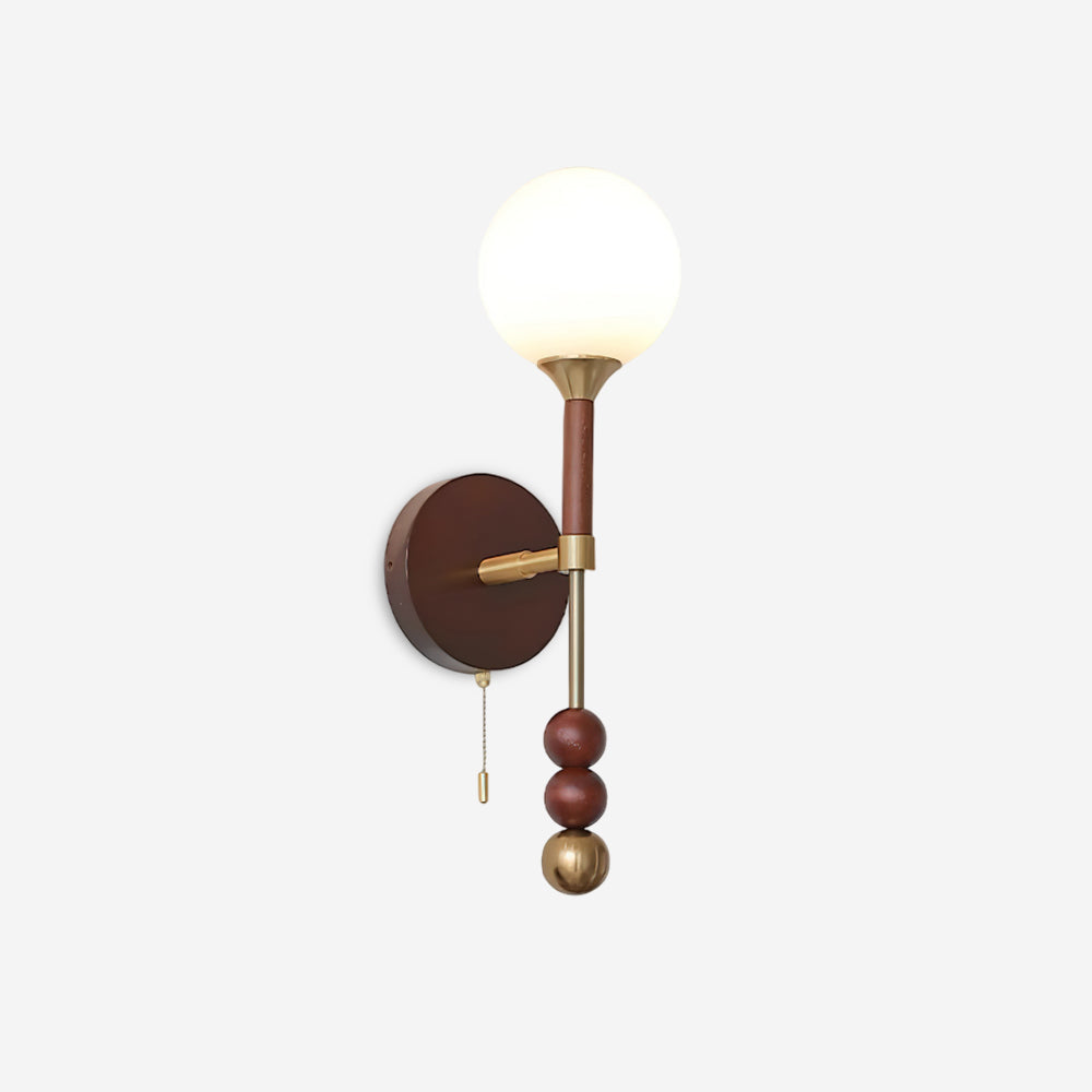 Élodie Lolli Wandleuchte mit mattierter Glaskugel