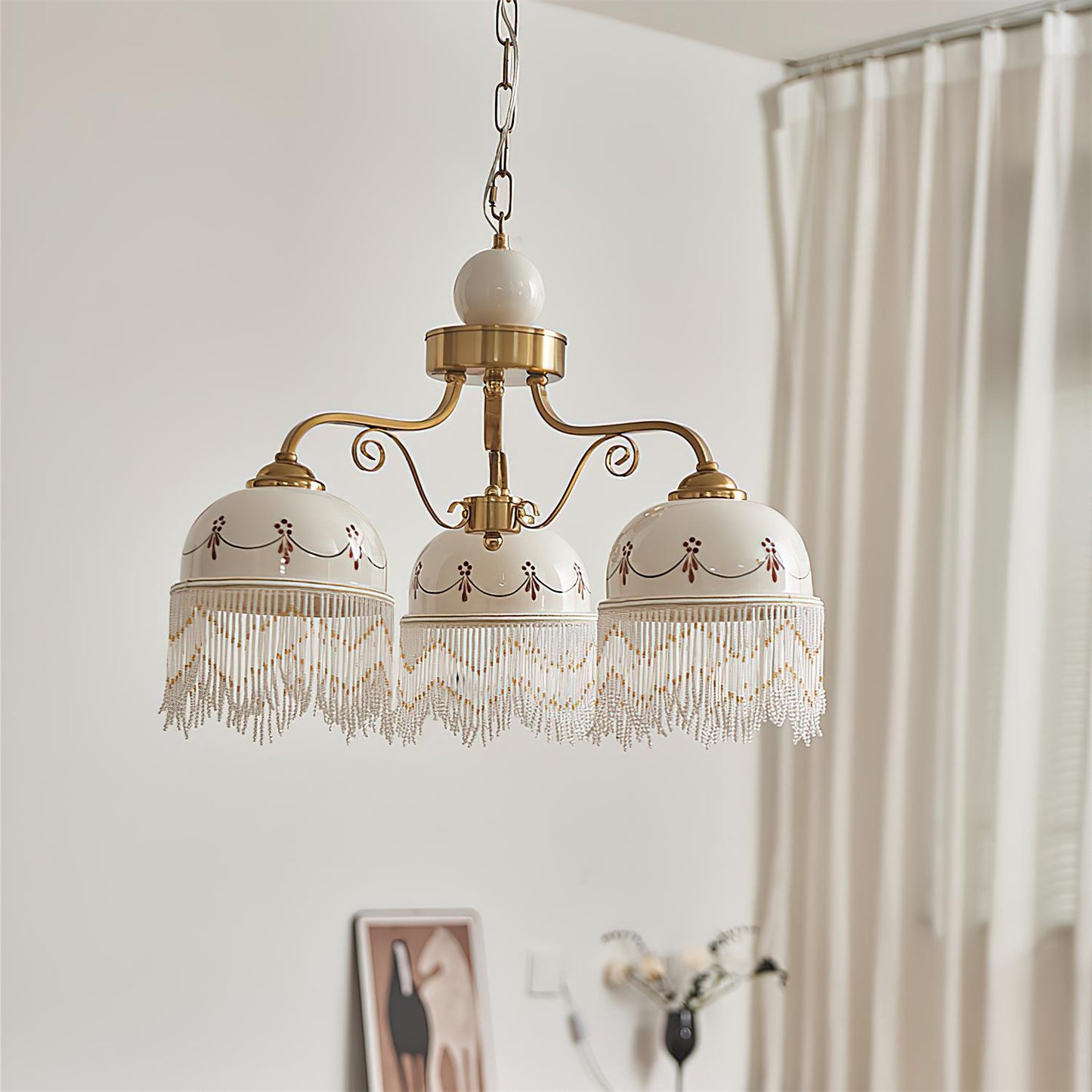Colette Vintage-Kronleuchter, Glasperlen-Schirme mit Metallrahmen