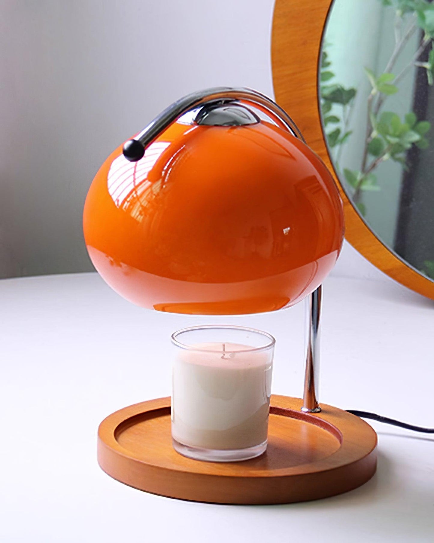Élise Glaskerzenwärmerlampe mit Holzsockel-Design
