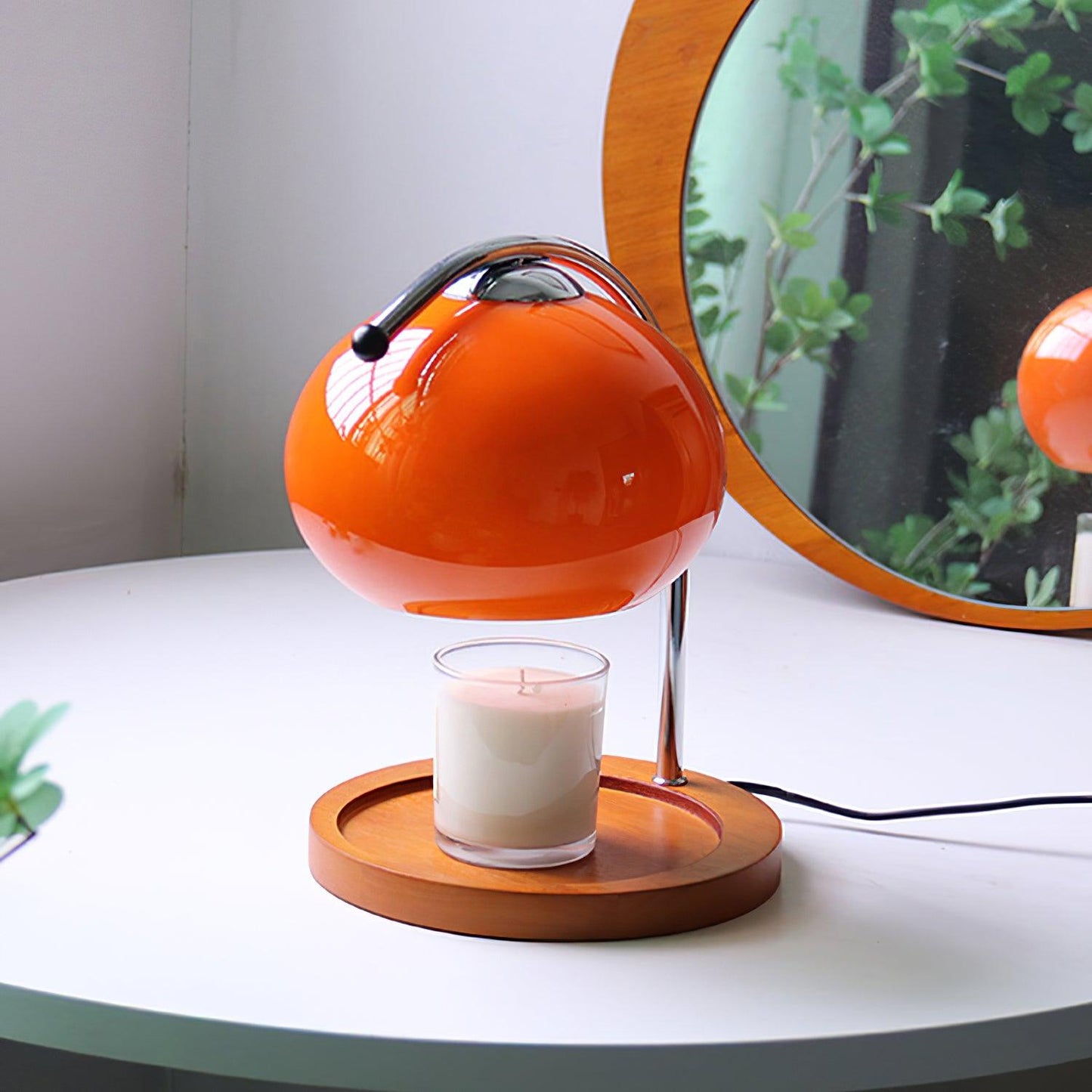 Élise Glaskerzenwärmerlampe mit Holzsockel-Design
