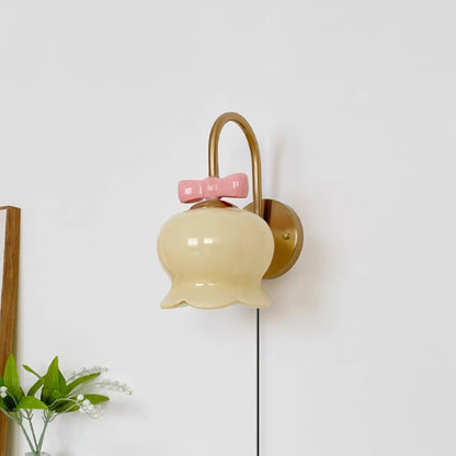 Chloé Bell Wandleuchte mit dekorativem Schleifendesign