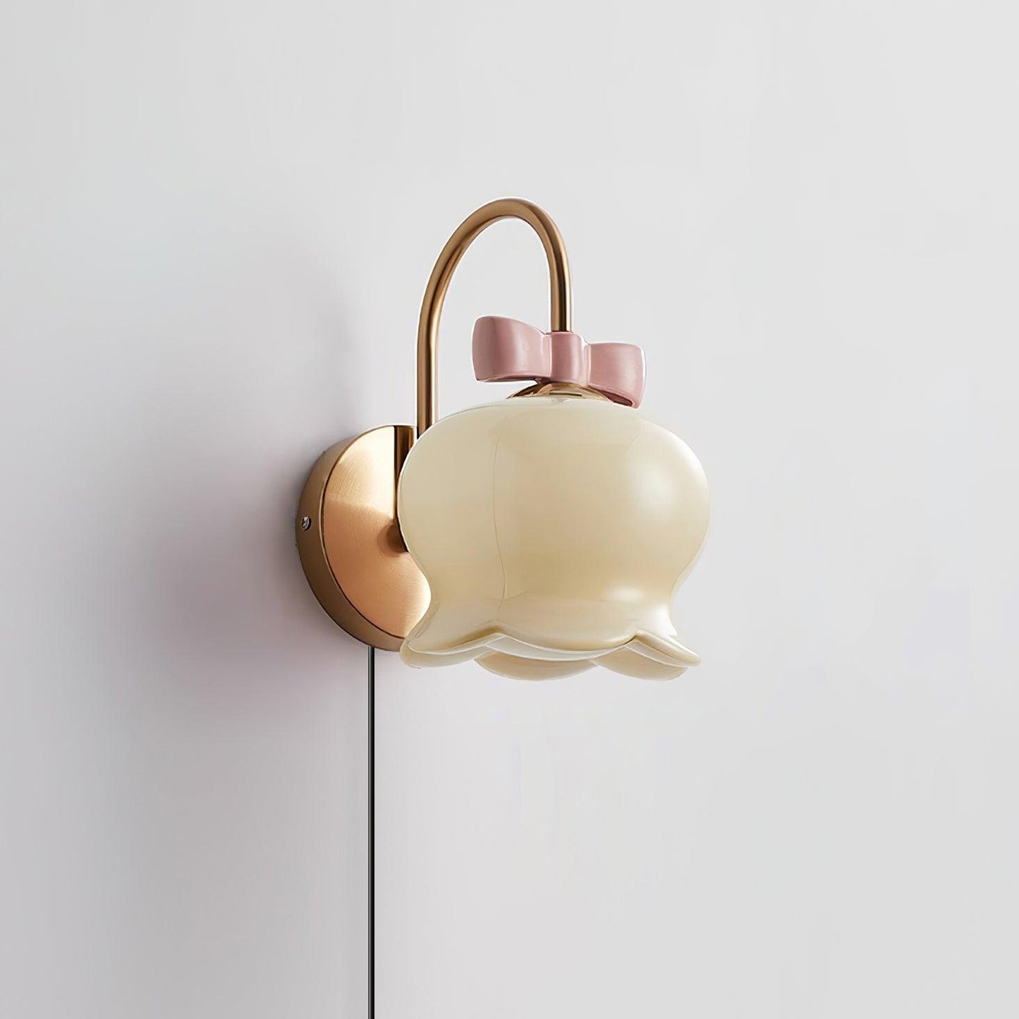 Chloé Bell Wandleuchte mit dekorativem Schleifendesign