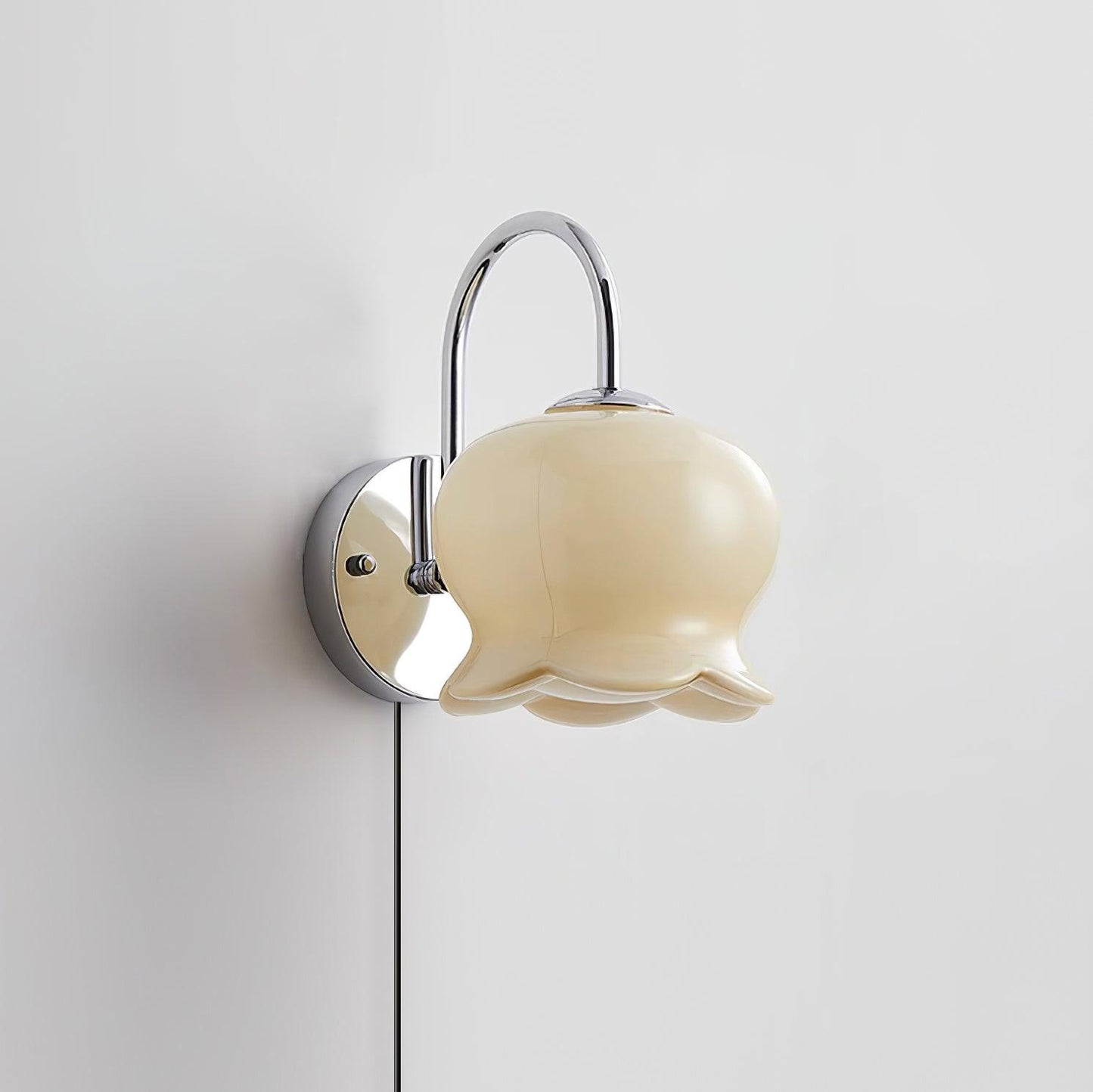 Chloé Bell Wandleuchte mit dekorativem Schleifendesign