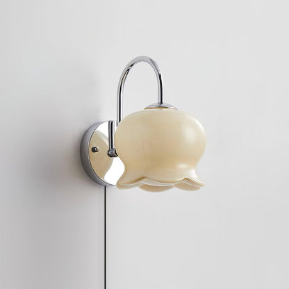 Chloé Bell Wandleuchte mit dekorativem Schleifendesign