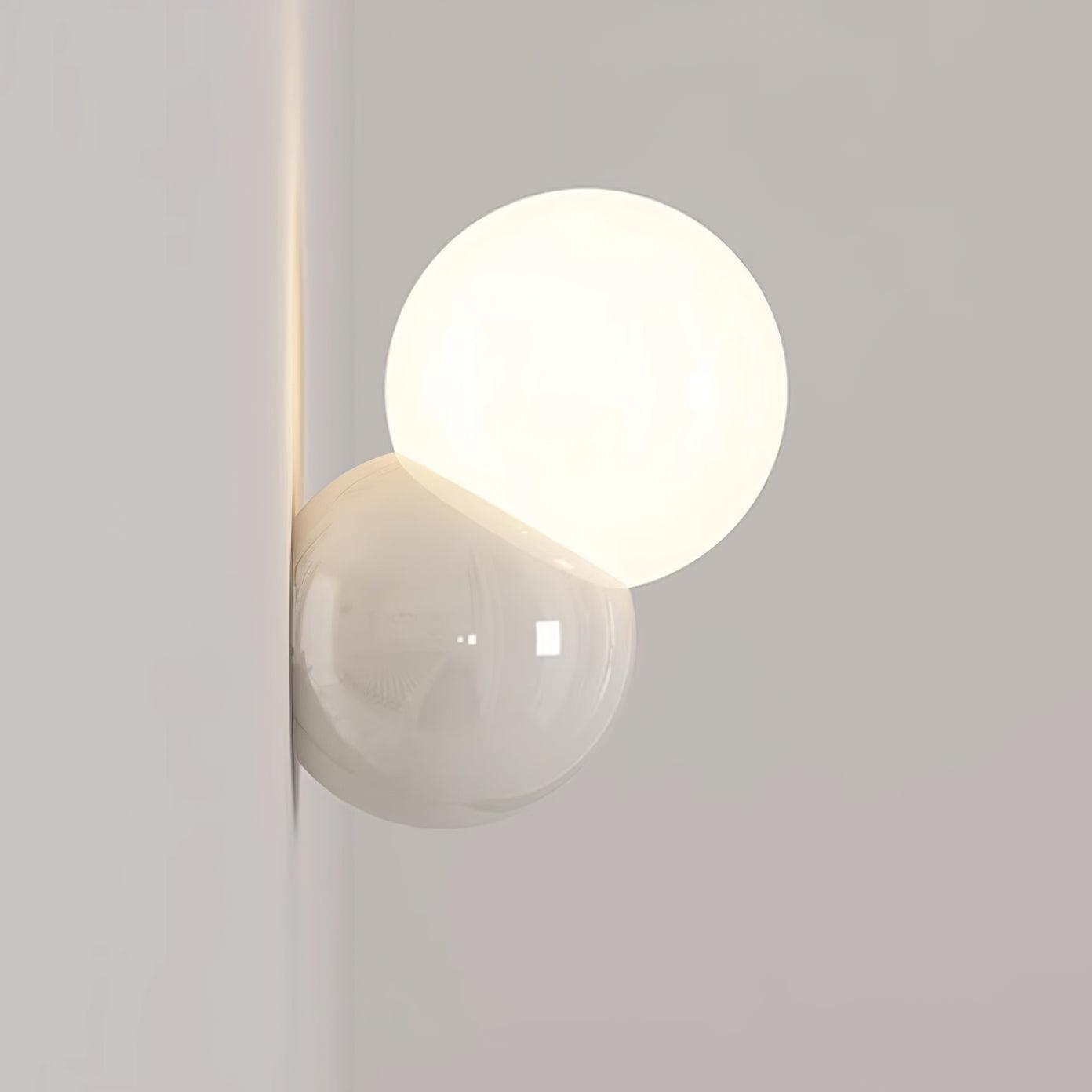Lucien Orb Wandleuchte