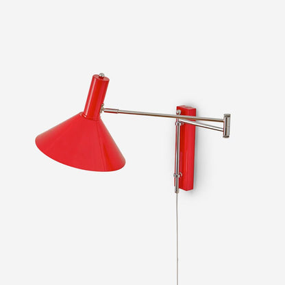 Céline Peak Steckdosenlampe mit verstellbarem Drehgelenk