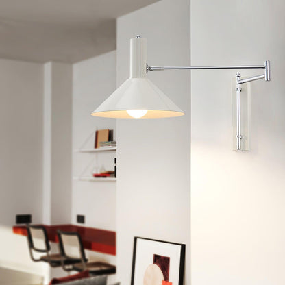 Céline Peak Steckdosenlampe mit verstellbarem Drehgelenk