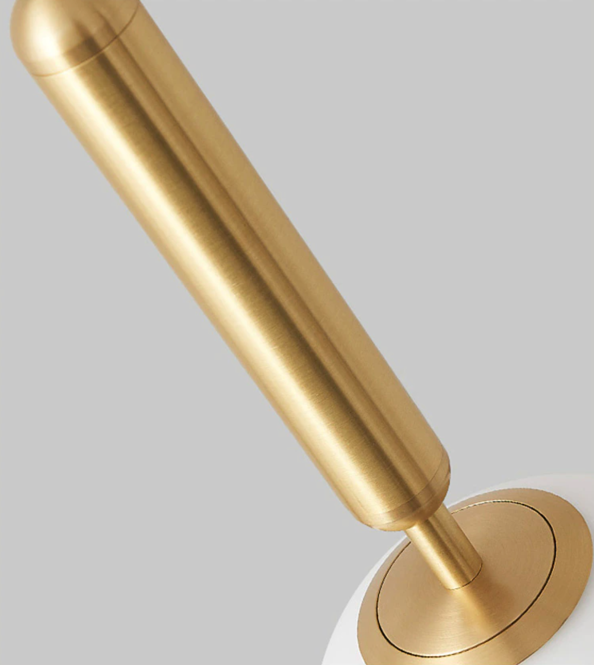 Élise Poiret Wandleuchte aus Messing und Glas mit Kugelform