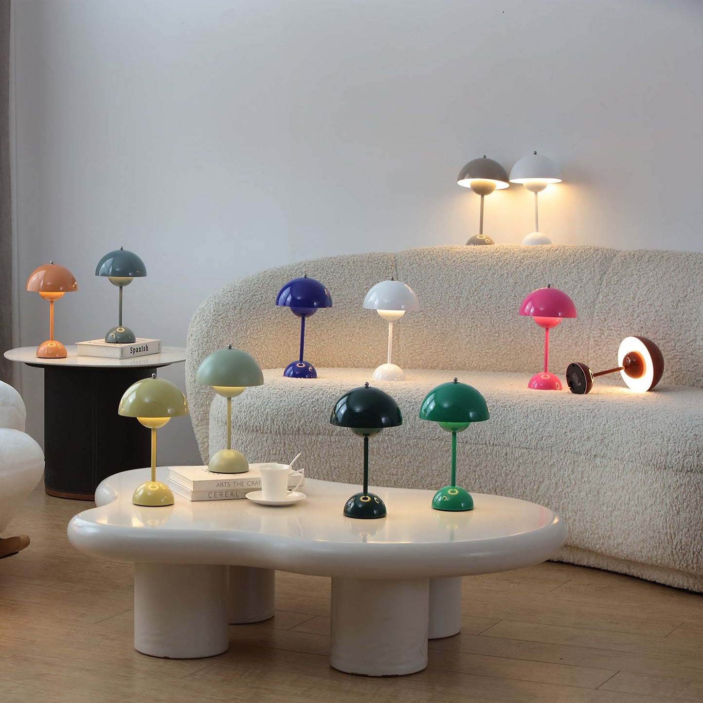 Élodie Wiederaufladbare LED-Tischleuchte mit Doppelkugeldesign