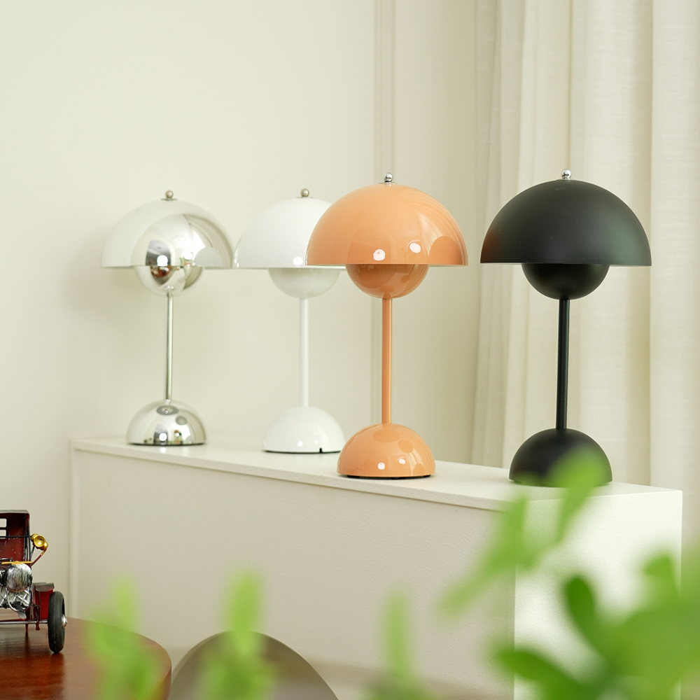 Élodie Wiederaufladbare LED-Tischleuchte mit Doppelkugeldesign