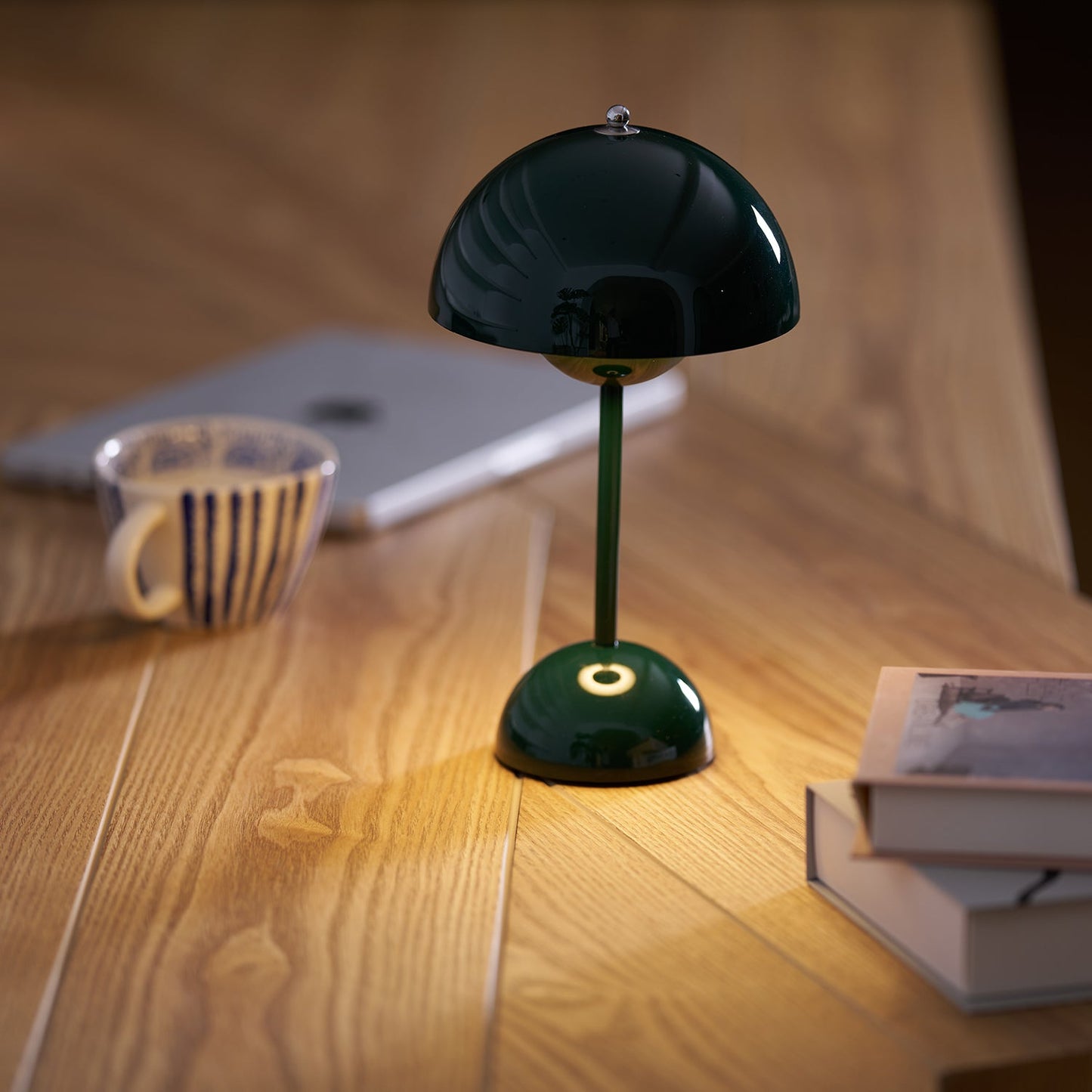Élodie Wiederaufladbare LED-Tischleuchte mit Doppelkugeldesign