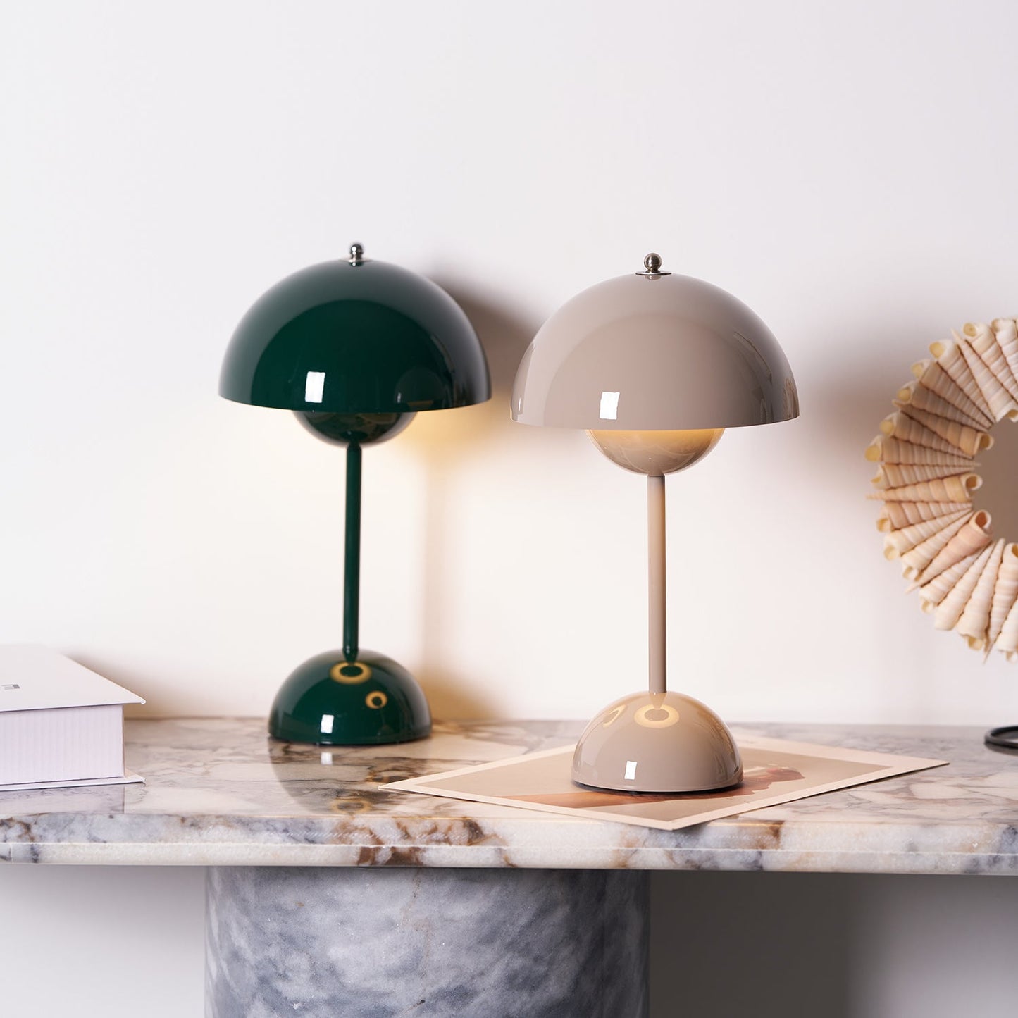 Élodie Wiederaufladbare LED-Tischleuchte mit Doppelkugeldesign