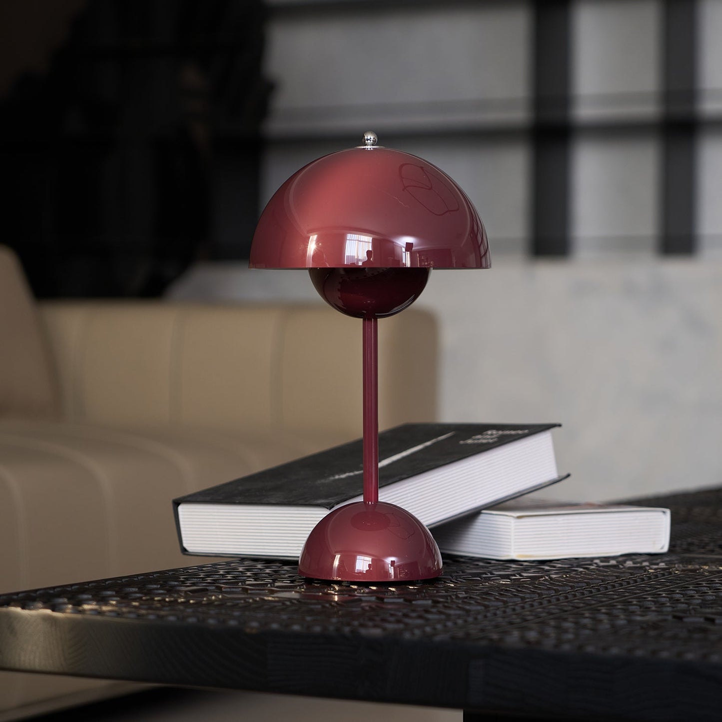Élodie Wiederaufladbare LED-Tischleuchte mit Doppelkugeldesign