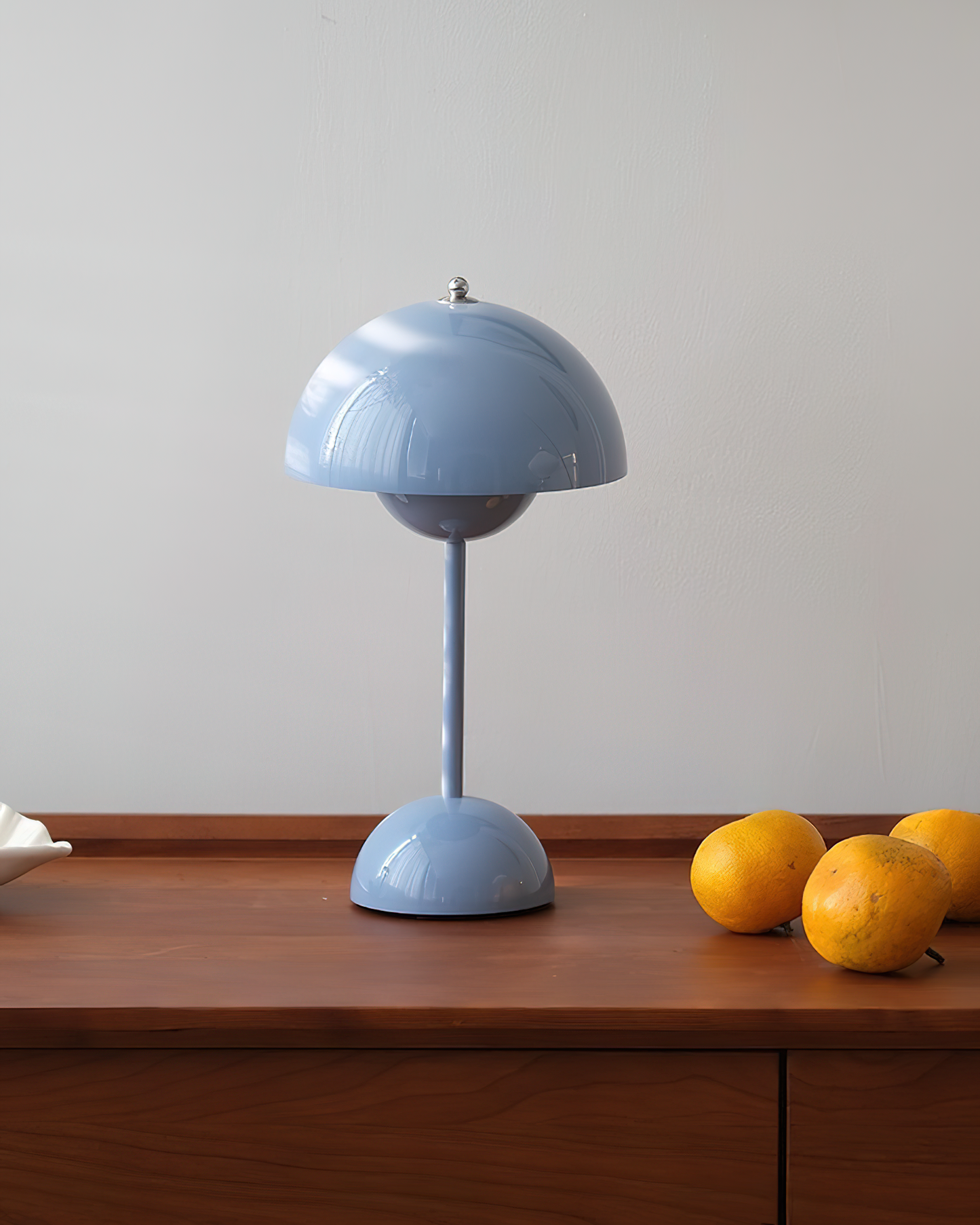 Élodie Wiederaufladbare LED-Tischleuchte mit Doppelkugeldesign