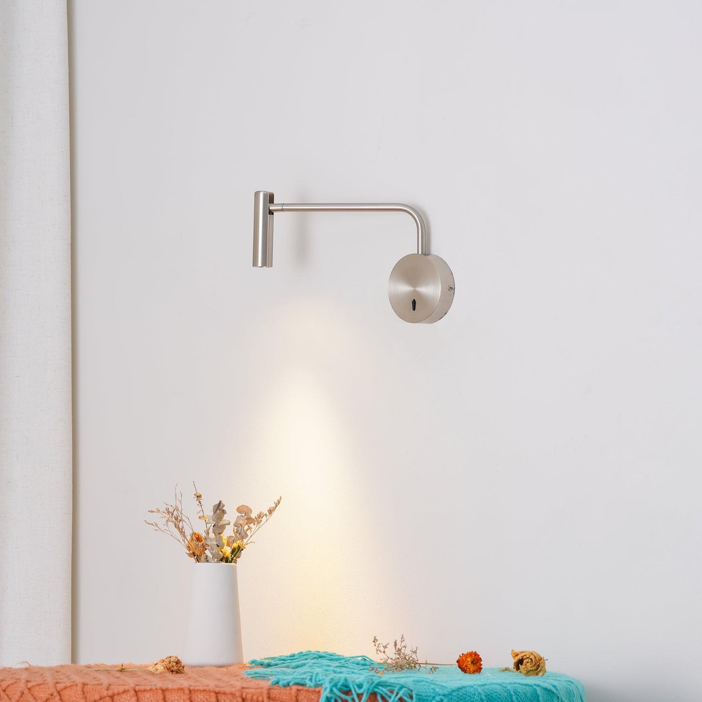 Aurélie Rizo Lese-Wandleuchte mit verstellbarem LED-Arm