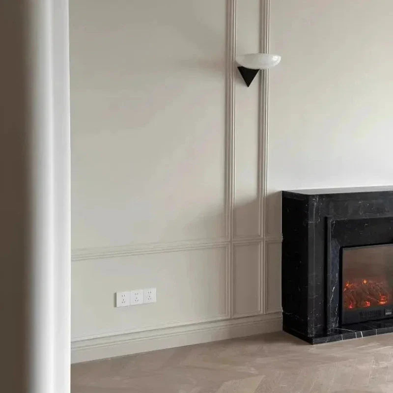 Élodie Horizon Mount LED Wall Lamp