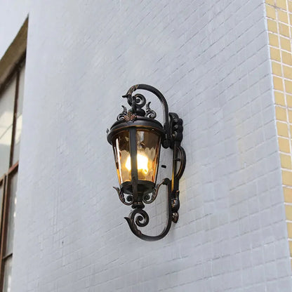 Élise Waterproof Outdoor Wall Lamp Courtyard Gate Light