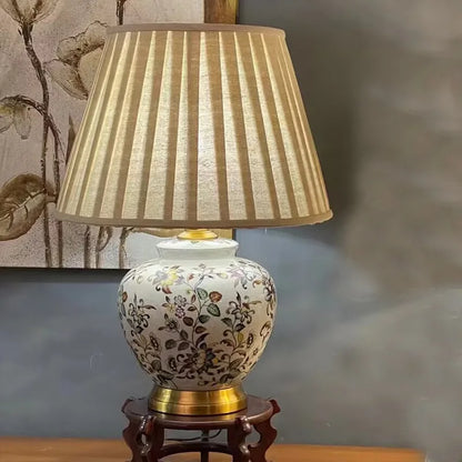 Amerikanische Retro-Keramik-LED-Stehleuchte mit dekorativem bedrucktem Finish