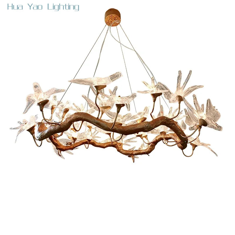 Aviora Kupfer Vogel Kronleuchter – Luxuriöse Treppenhaus- & Boutique-Lampe