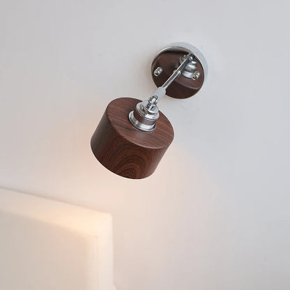 Clara Vintage Industrie-Eisen-LED-Wandlampe mit Zugschalter