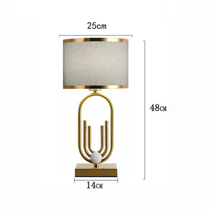 Orléans Moderne Gold Geometrische Tischleuchte
