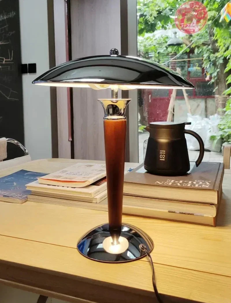 Noémie Schreibtischlampe aus Holz und Chrom