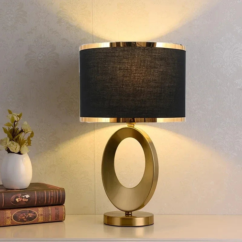 Élise European Metal Fabric Bedside Table Lamp E27 Modern Light