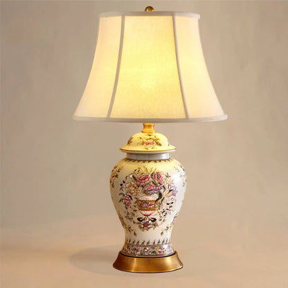 Neoklassische Keramik-Tischlampe mit Stoffschirm für Schlafzimmer und Wohnzimmer