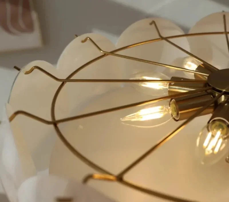 Amélie Aurora Muschelglas-Pendelleuchte