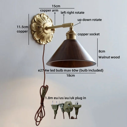 Isabelle Glasblume Messing Wandleuchte